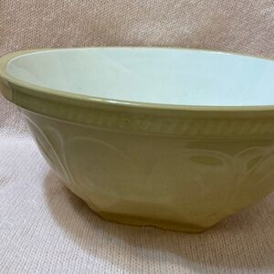 T G Green Gripstand Vintage Mixing Bowl 10”